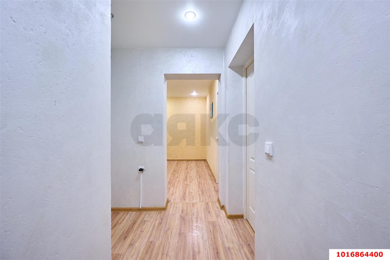 Фото №11: 2-комнатная квартира 62 м² - Краснодар, Прикубанский внутригородской округ, мкр. Восточно-Кругликовский, ул. им. Героя Яцкова И.В., 28