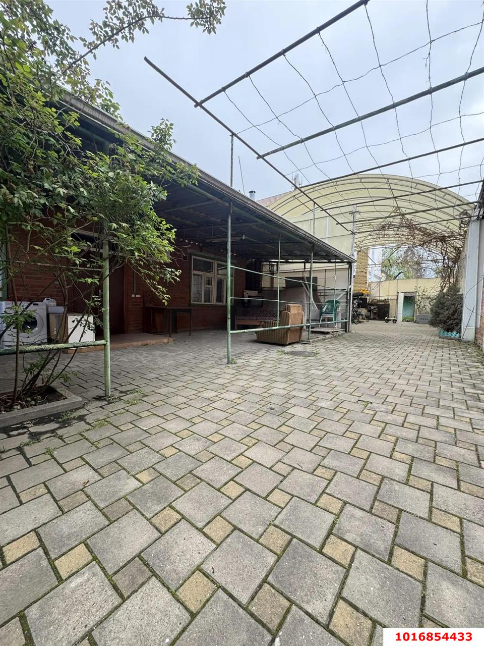 Фото №1: Дом 70 м² + 5 сот. - Краснодар, Центральный внутригородской округ, мкр. Покровка, ул. Кузнечная, 232