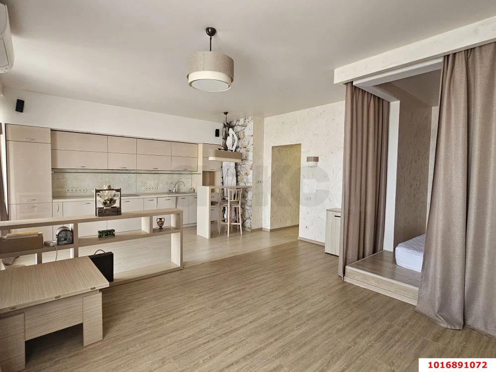 Фото №1: 1-комнатная квартира 53 м² - Краснодар, Прикубанский внутригородской округ, мкр. 9-й километр, ул. Циолковского, 5