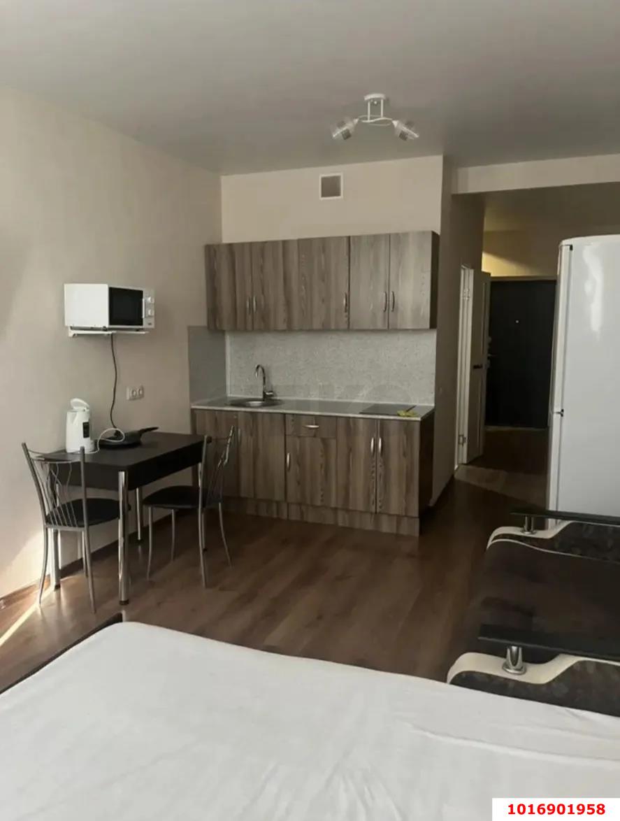 Фото №1: Студия 30 м² - Краснодар, Прикубанский внутригородской округ, мкр. Завод Измерительных Приборов, ул. Карякина