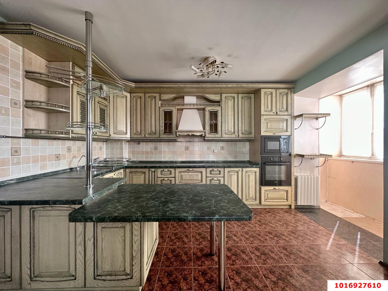 Фото №1: 2-комнатная квартира 75 м² - Краснодар, Центральный внутригородской округ, Западный внутригородской округ, мкр. Центральный, ул. имени Пушкина, 5