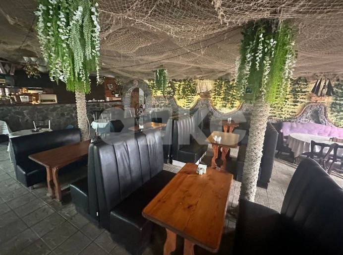 Фото №1: Коммерция 500 м² - Ялта, ул. Пушкина