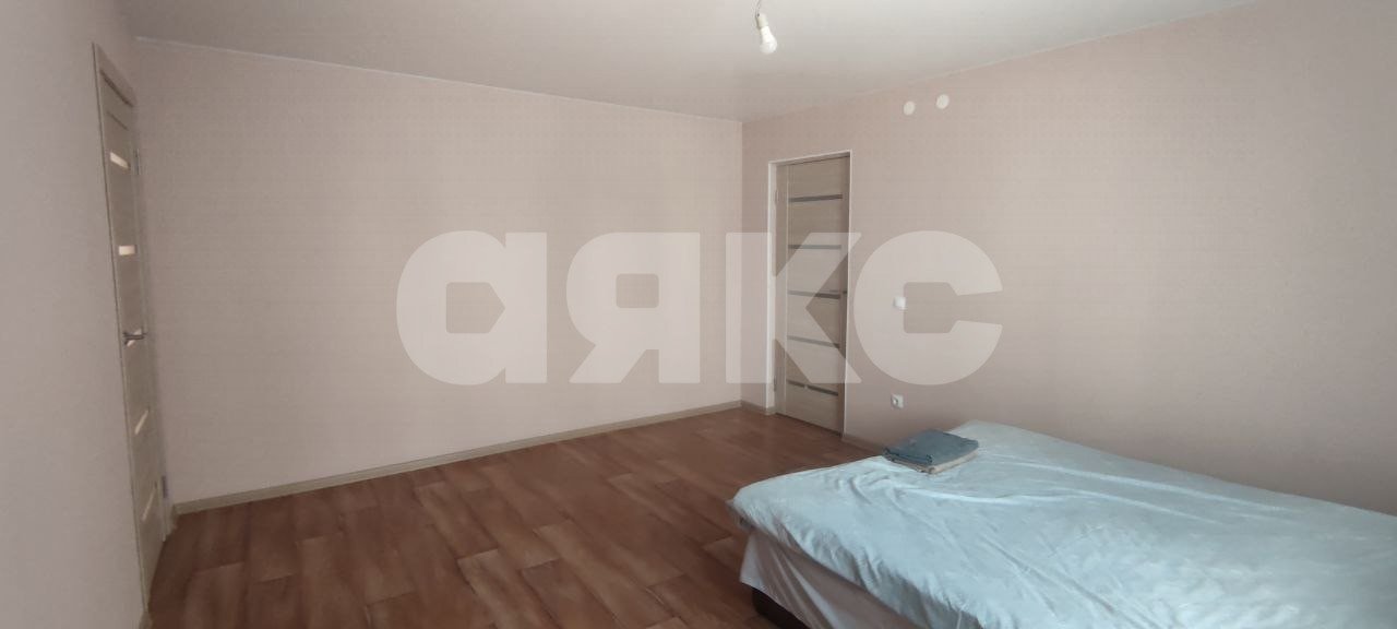 Фото №2: 3-комнатная квартира 65 м² - Мариуполь, р. Жовтневый, пр-кт Металлургов, 25