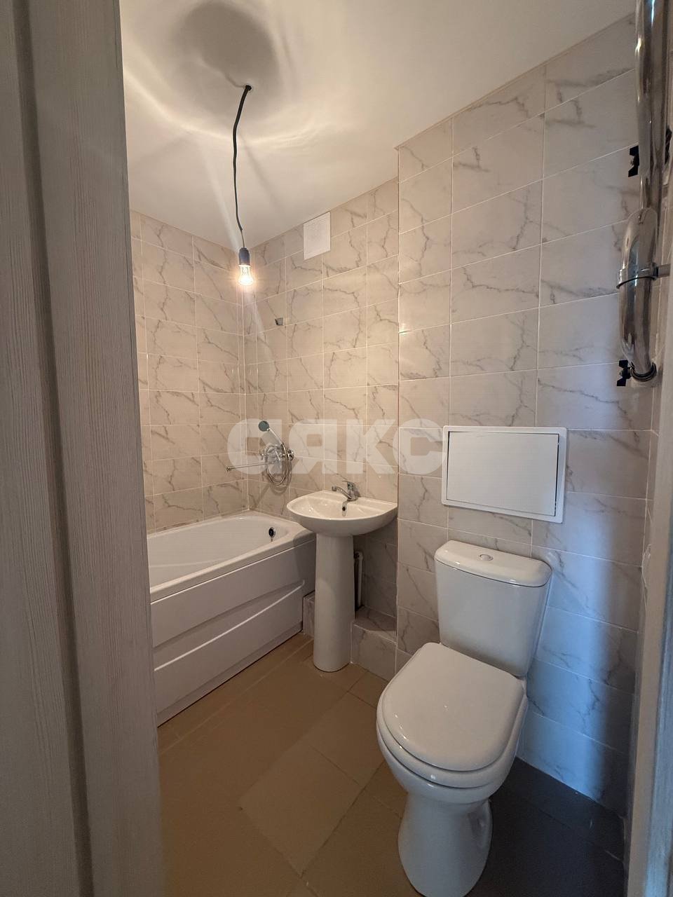 Фото №10: 3-комнатная квартира 52 м² - Мариуполь, р. Жовтневый, б-р Богдана Хмельницкого, 24