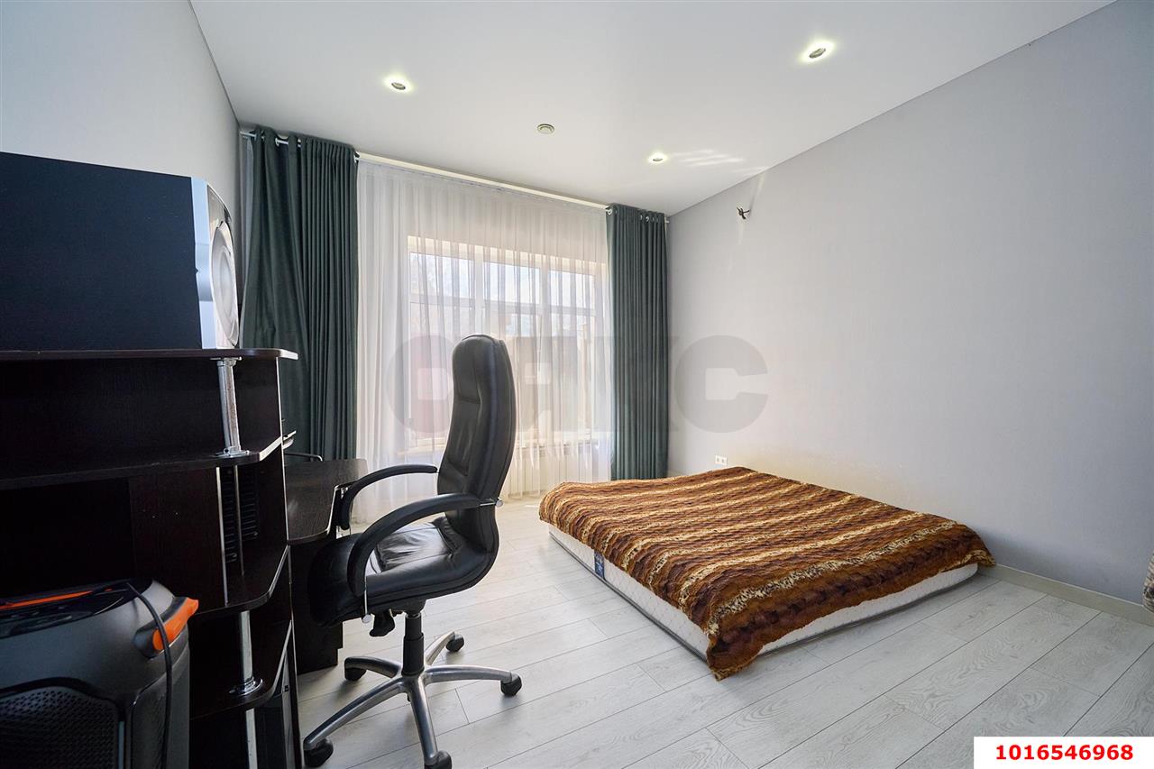 Фото №8: Дом 258 м² + 6.7 сот. - Знаменский, мкр. Карасунский внутригородской округ, ул. Зоологическая, 2/2