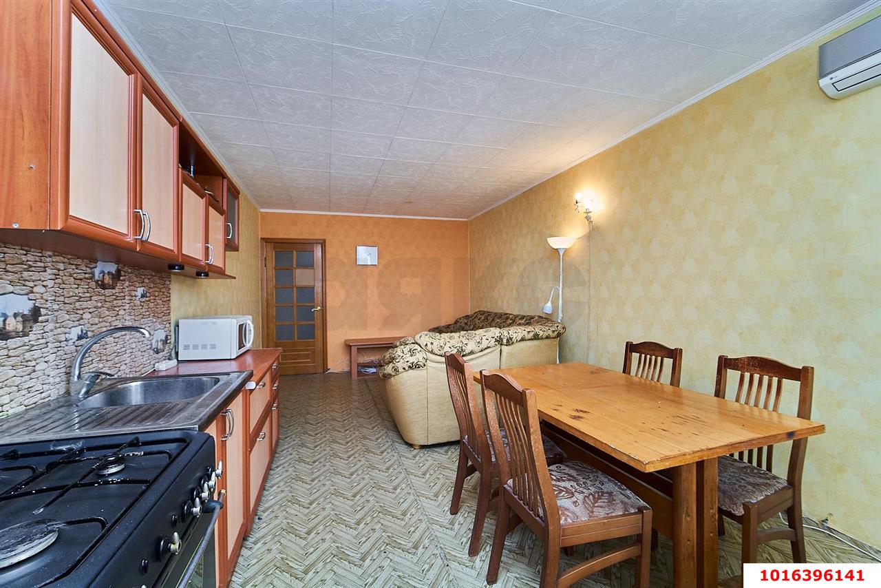 Фото №1: 3-комнатная квартира 72 м² - Краснодар, Западный внутригородской округ, мкр. Юбилейный, ул. Рождественская набережная, 21