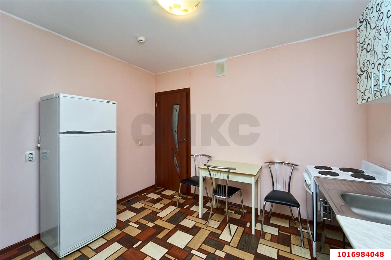 Фото №8: 1-комнатная квартира <span class="whitespace-nowrap">42 м²</span>, <span class="whitespace-nowrap">1/16 эт.</span> - Краснодар, Карасунский внутригородской округ, жилой комплекс Карасунские Озёра, ж/м Пашковский, ул. Краевая, 1/2