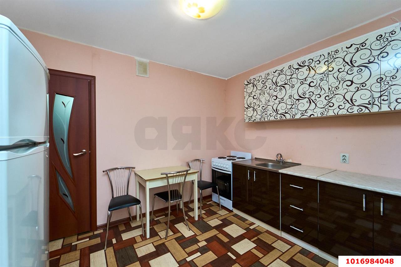 Фото №6: 1-комнатная квартира <span class="whitespace-nowrap">42 м²</span>, <span class="whitespace-nowrap">1/16 эт.</span> - Краснодар, Карасунский внутригородской округ, жилой комплекс Карасунские Озёра, ж/м Пашковский, ул. Краевая, 1/2