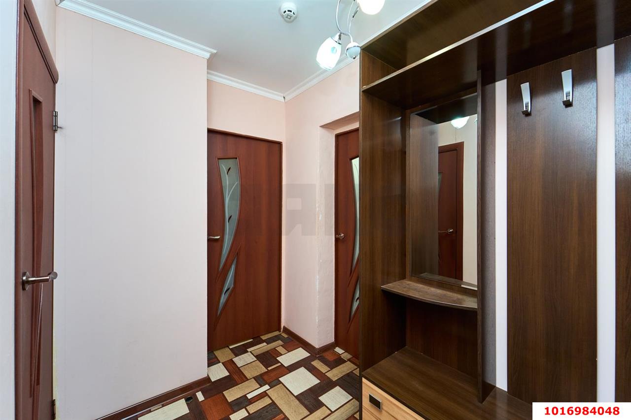 Фото №11: 1-комнатная квартира <span class="whitespace-nowrap">42 м²</span>, <span class="whitespace-nowrap">1/16 эт.</span> - Краснодар, Карасунский внутригородской округ, жилой комплекс Карасунские Озёра, ж/м Пашковский, ул. Краевая, 1/2