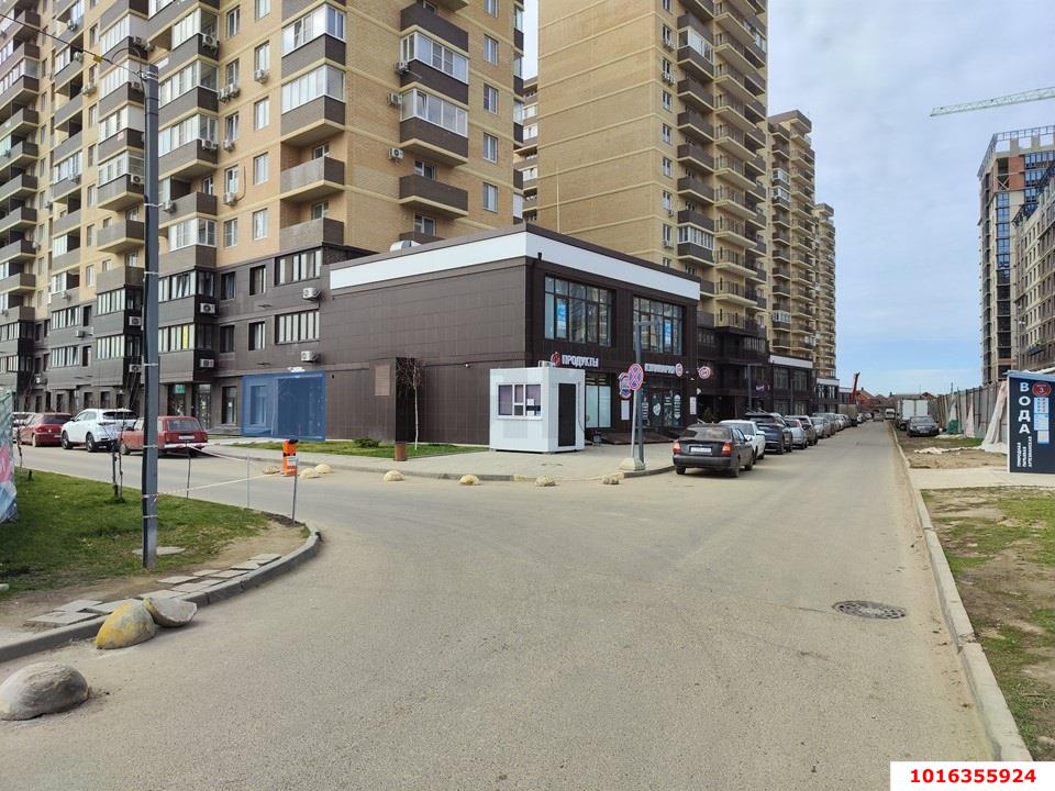Фото №1: Коммерция 46 м² - Краснодар, Прикубанский внутригородской округ, мкр. жилой комплекс Ракурс, ул. имени Героя Ростовского, 8к1
