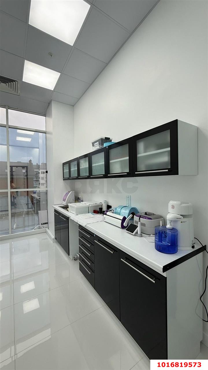 Фото №5: Коммерция 98 м² - Краснодар, Центральный внутригородской округ, мкр. Покровка, ул. Северная, 490