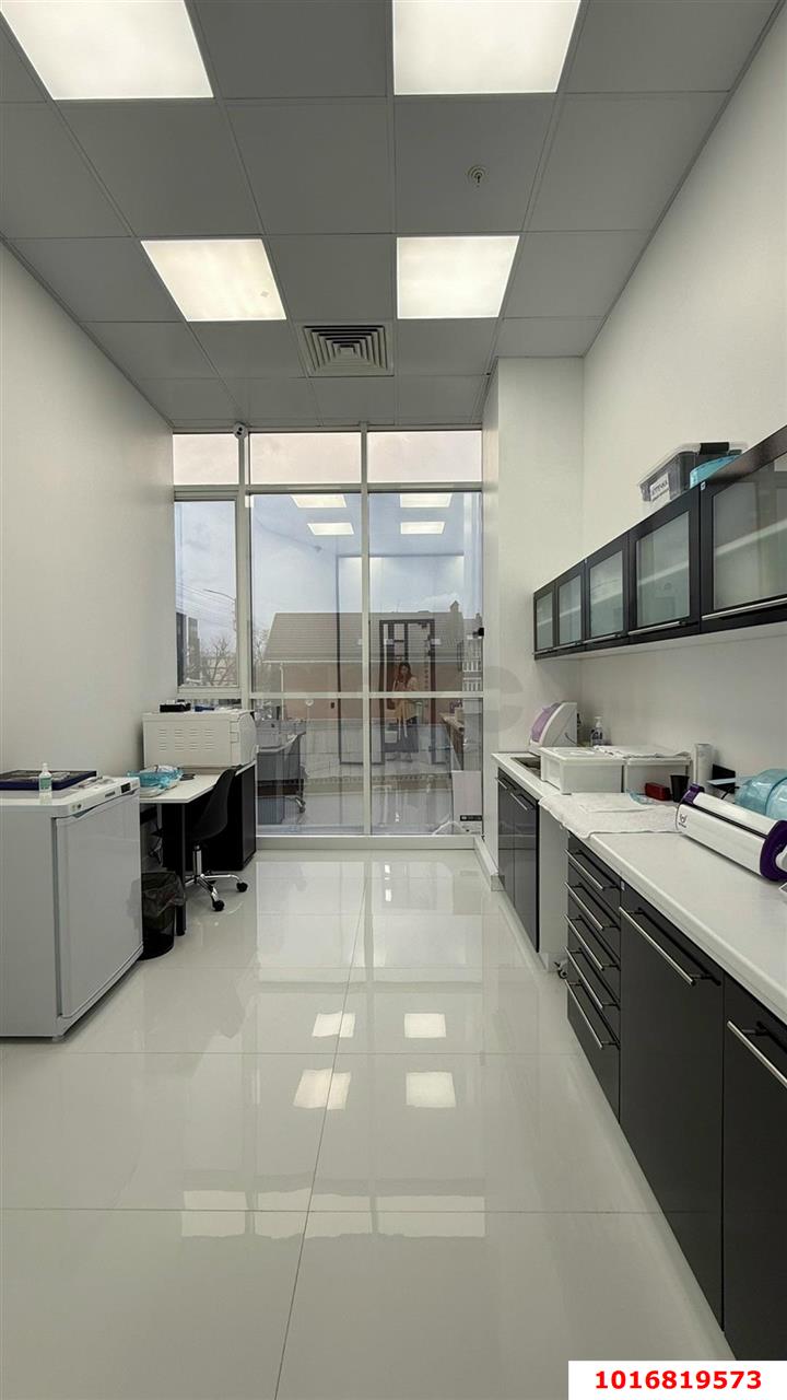 Фото №7: Коммерция 98 м² - Краснодар, Центральный внутригородской округ, мкр. Покровка, ул. Северная, 490