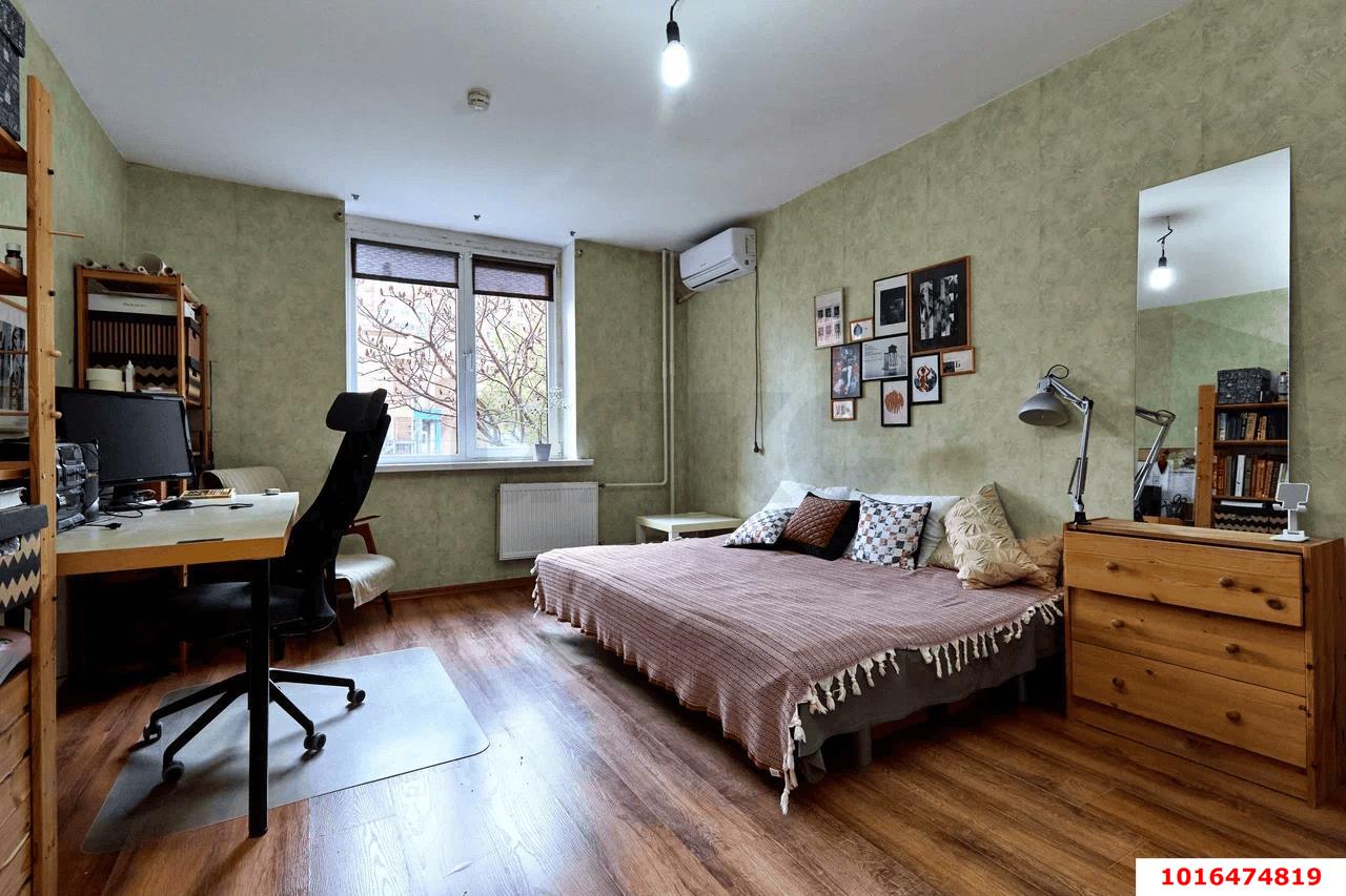 Фото №3: 2-комнатная квартира 60 м² - Краснодар, Западный внутригородской округ, Кожзавод, мкр. Военный городок № 1, ул. имени Калинина, 350/8