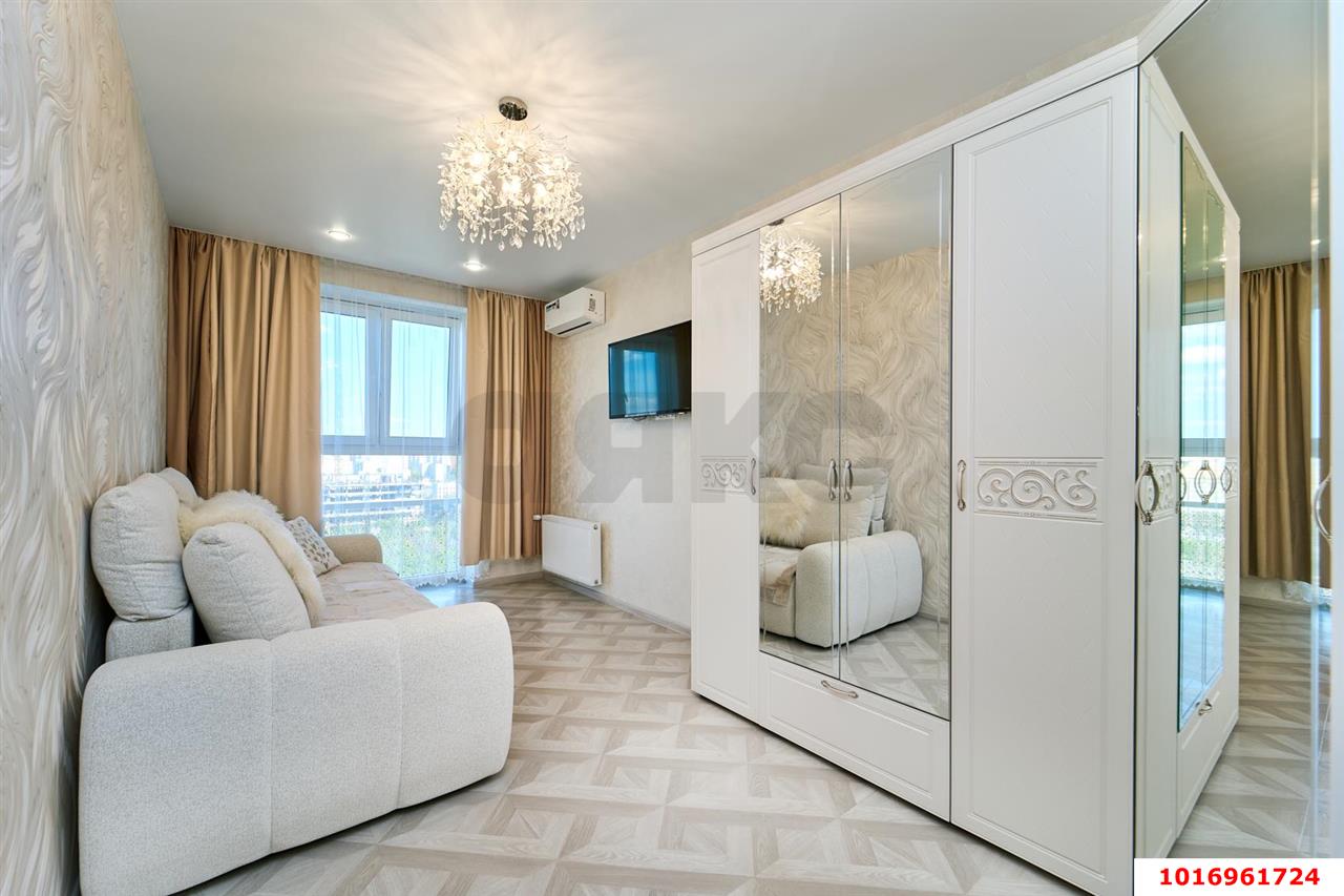 Фото №7: 2-комнатная квартира 65 м² - Краснодар, Прикубанский внутригородской округ, Завод Измерительных Приборов, мкр. жилой комплекс Кубанский, ул. Зиповская, 40