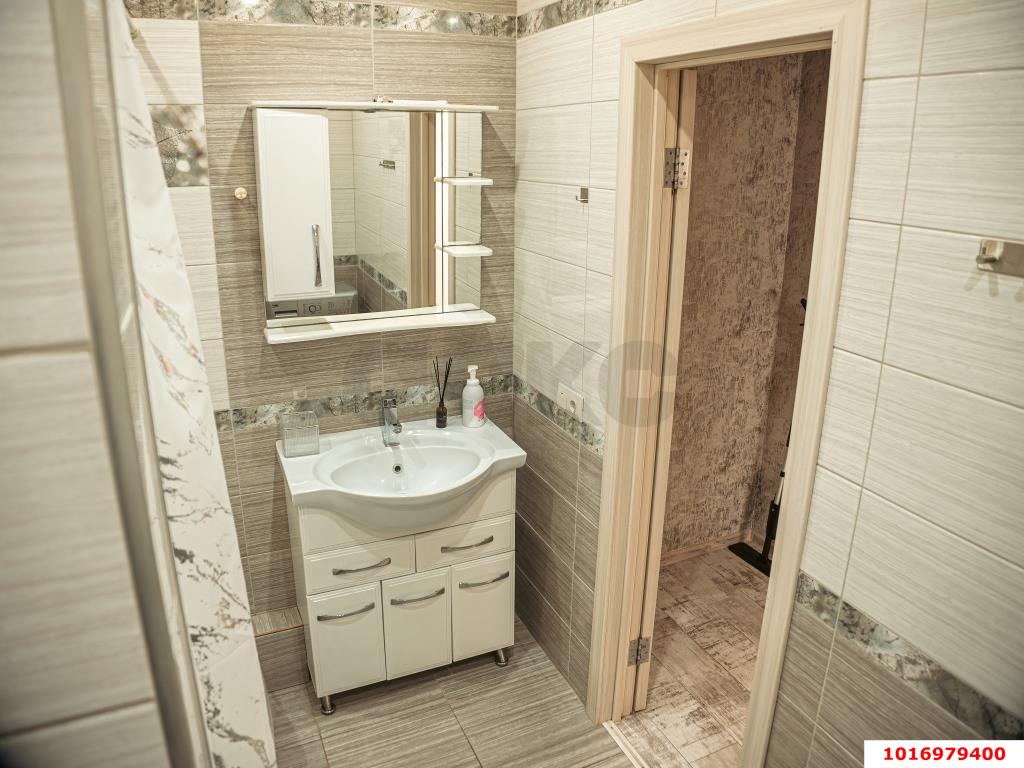 Фото №8: 2-комнатная квартира 70 м² - Краснодар, Карасунский внутригородской округ, Гидростроителей, мкр. жилой комплекс Премьера, ул. Автолюбителей, 1/3к1