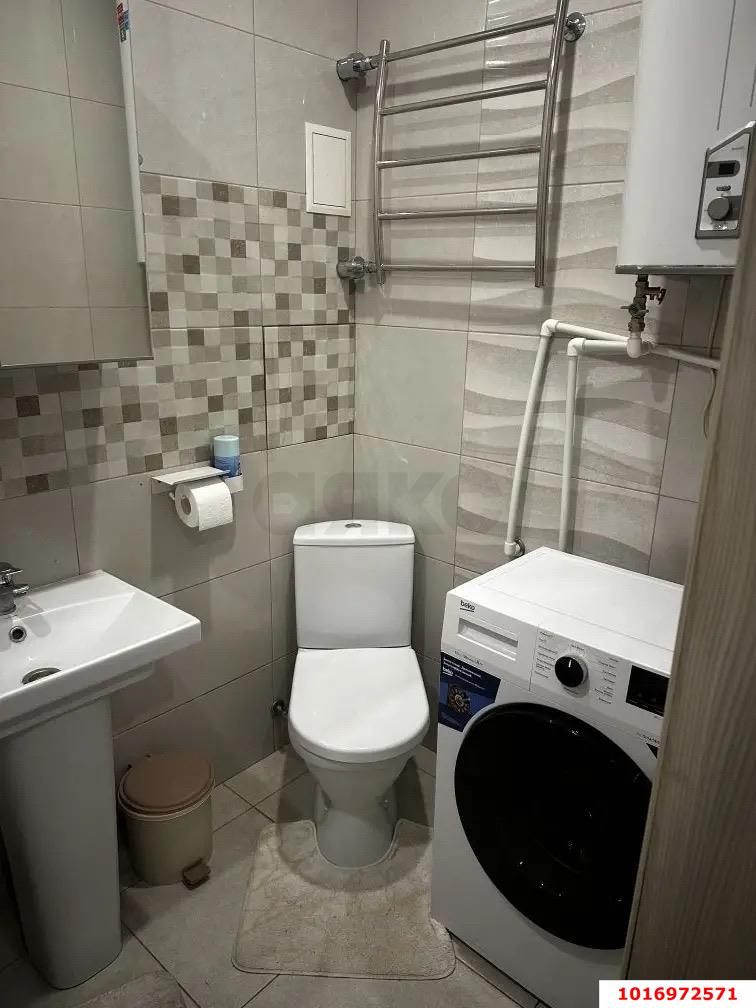 Фото №4: 1-комнатная квартира 42 м² - Краснодар, Прикубанский внутригородской округ, мкр. Музыкальный, ул. имени Сергея Есенина, 110/1