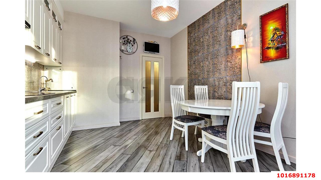 Фото №2: 2-комнатная квартира 85 м² - Краснодар, Западный внутригородской округ, мкр. Фестивальный, ул. Гаражная, 71/1