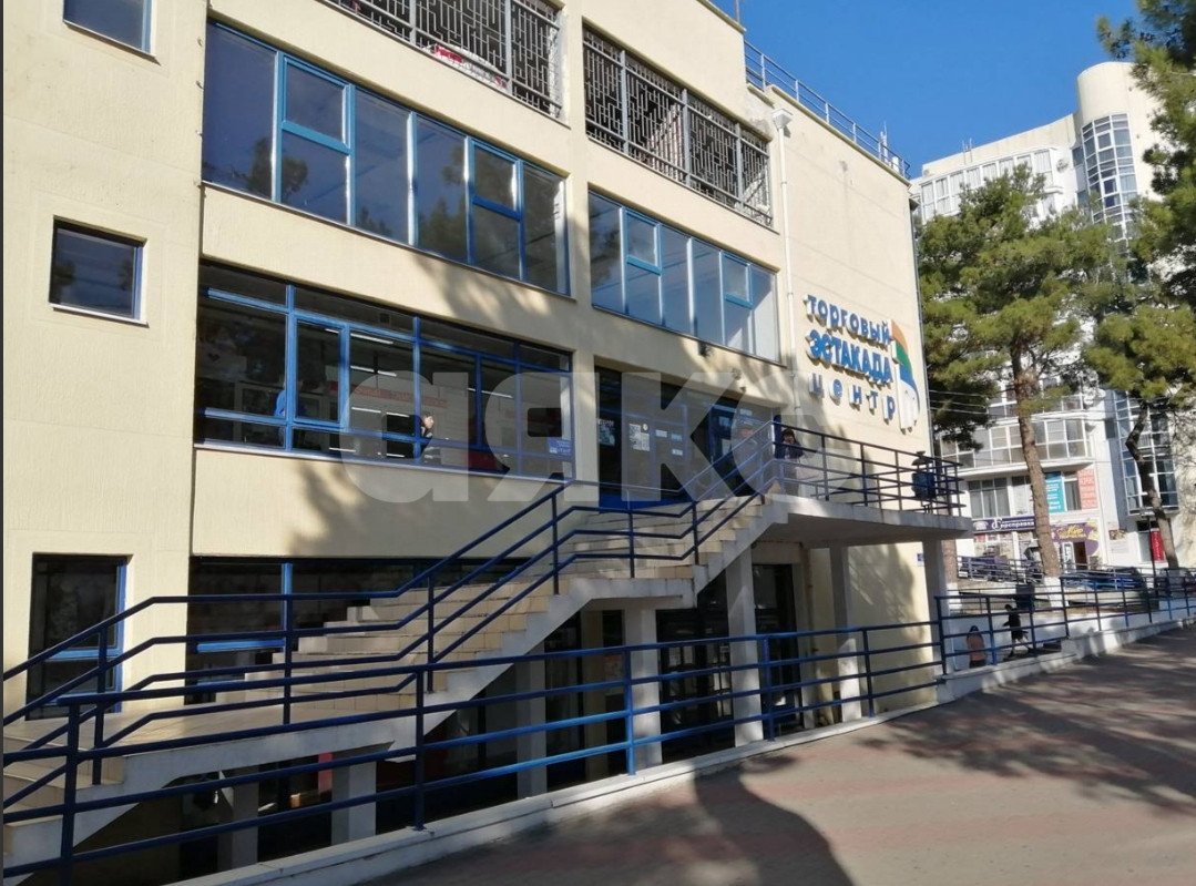 Фото №4: Коммерция 5 м² - Геленджик, ул. Горького, 19