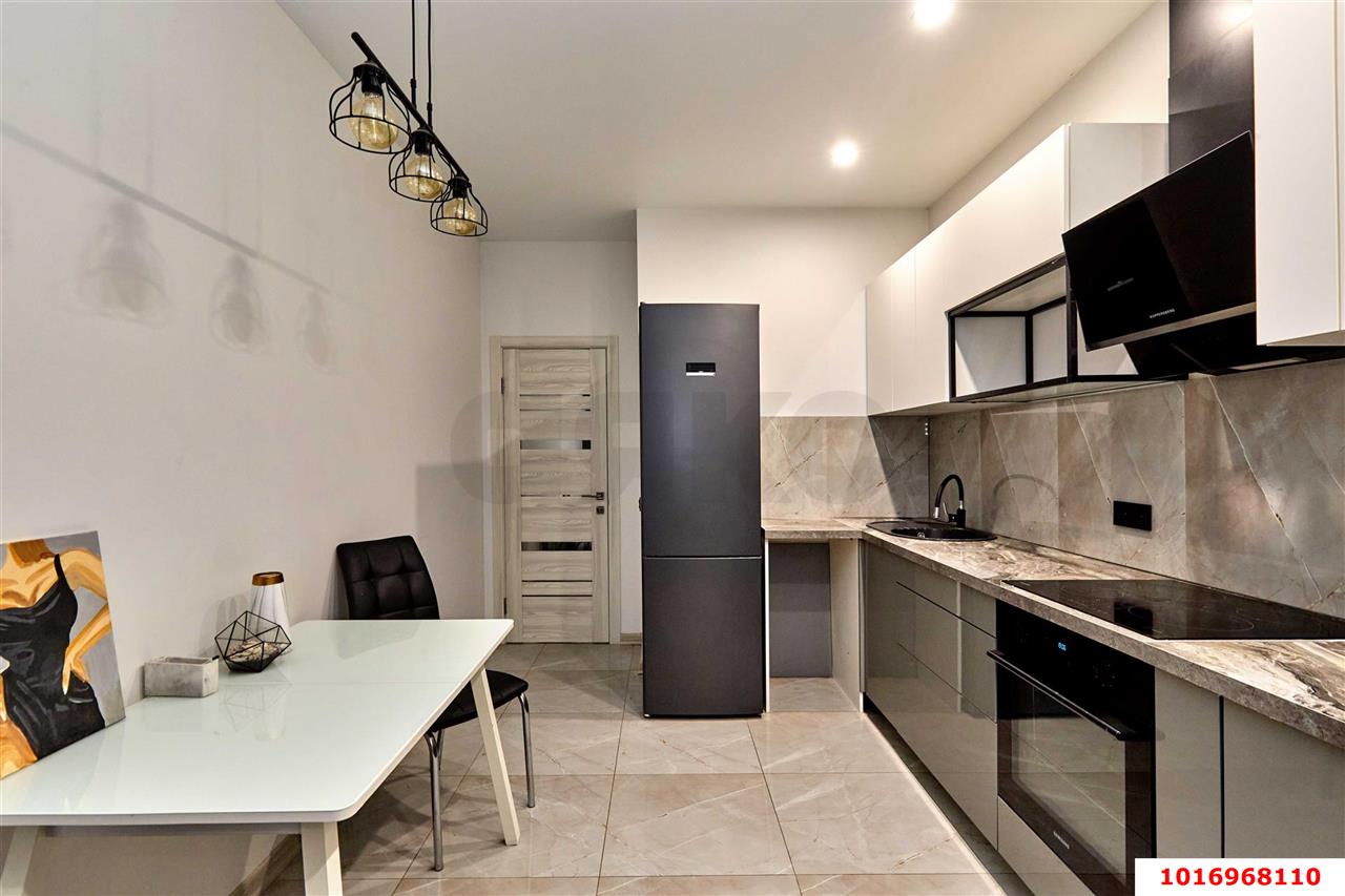 Фото №4: 1-комнатная квартира 43 м² - Краснодар, ЖК На Садовой, Центральный внутригородской округ, Центральный, мкр. жилой комплекс На Садовой, ул. Садовая, 159