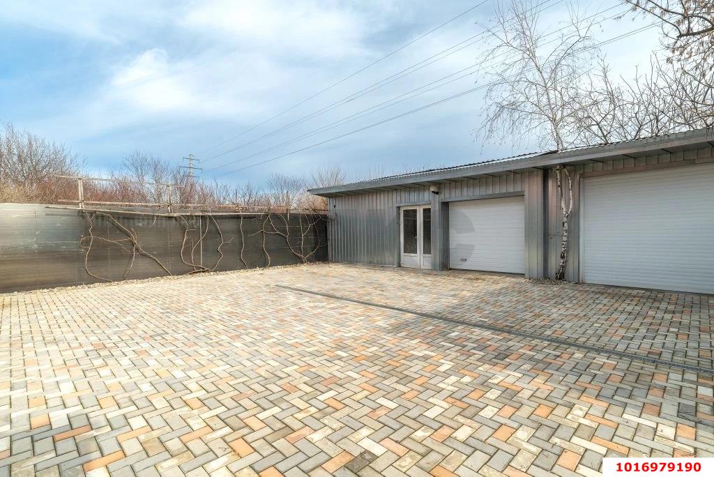 Фото №4: Дом 226 м² + 7 сот. - Краснодар, Прикубанский внутригородской округ, Калинино, мкр. Завод Радиоизмерительных Приборов, ул. Аральская