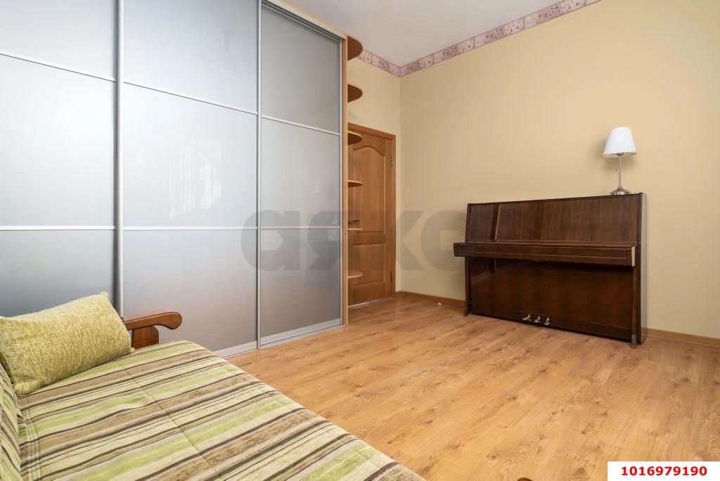 Фото №16: Дом 226 м² + 7 сот. - Краснодар, Прикубанский внутригородской округ, Калинино, мкр. Завод Радиоизмерительных Приборов, ул. Аральская