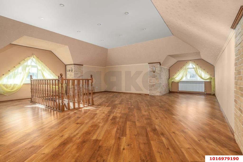 Фото №17: Дом 226 м² + 7 сот. - Краснодар, Прикубанский внутригородской округ, Калинино, мкр. Завод Радиоизмерительных Приборов, ул. Аральская