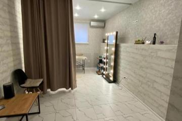 Фото №1: Офисное помещение 16 м² - Краснодар, мкр. жилой комплекс Славянка, ул. Заполярная, 39к4