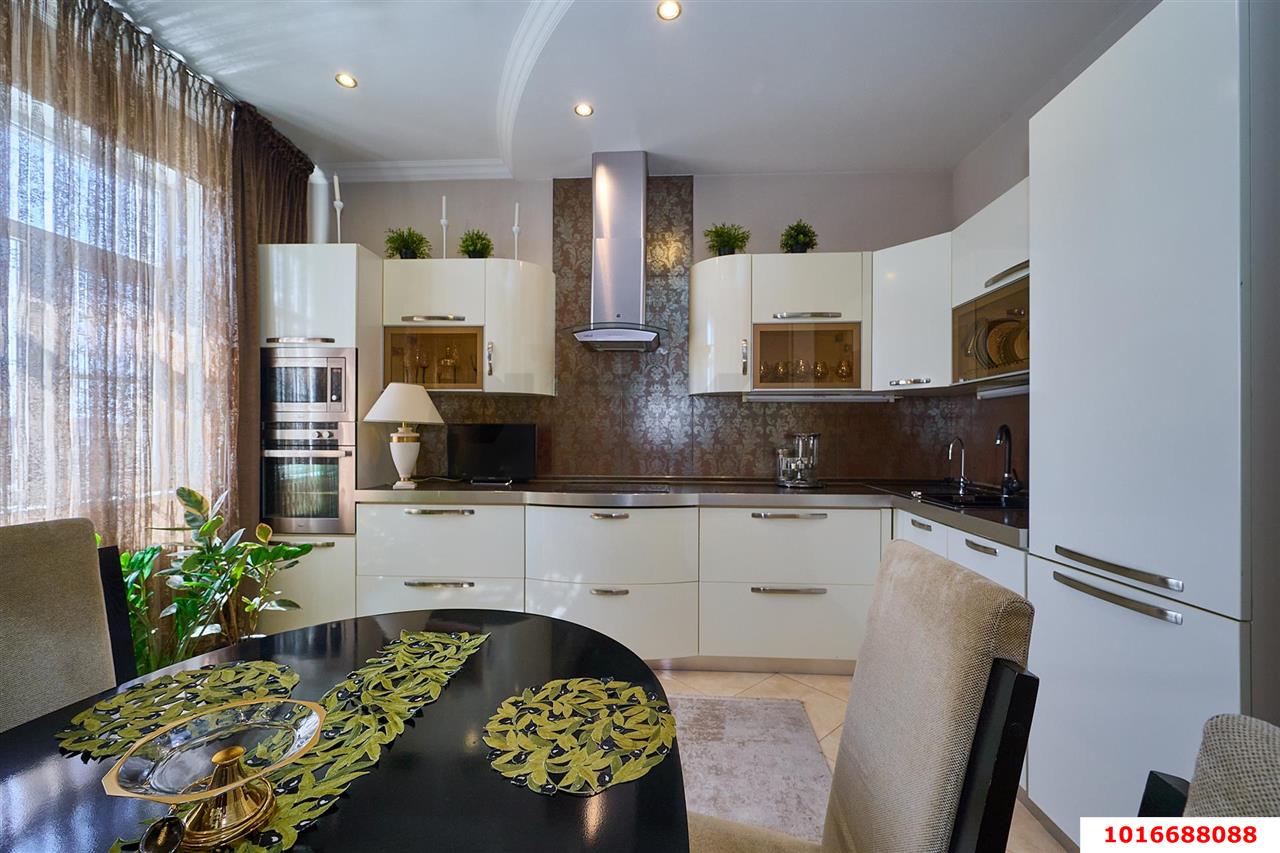 Фото №2: 2-комнатная квартира 85 м² - Краснодар, Центральный внутригородской округ, мкр. Центральный, ул. Гимназическая, 40