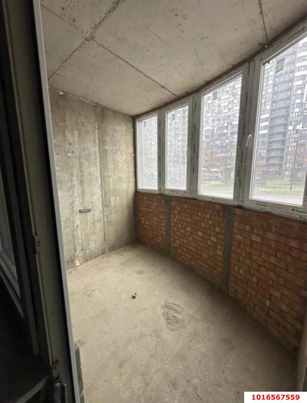 Фото №4: 1-комнатная квартира 40 м² - Краснодар, Прикубанский внутригородской округ, Калинино, мкр. Завод Радиоизмерительных Приборов, ул. Кирилла Россинского