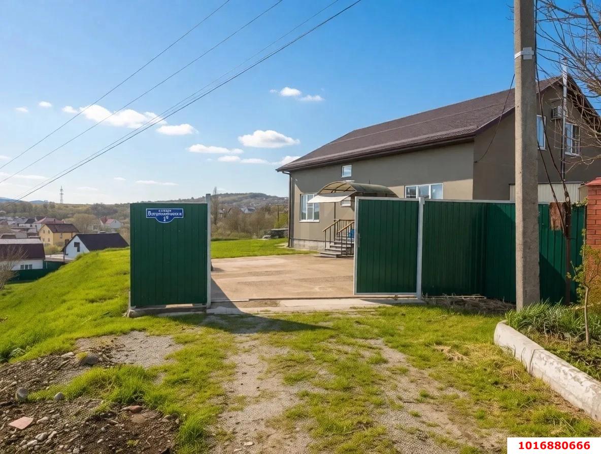 Фото №5: Дом 200 м² + 9 сот. - Абинск, пер. Мирный, 7А