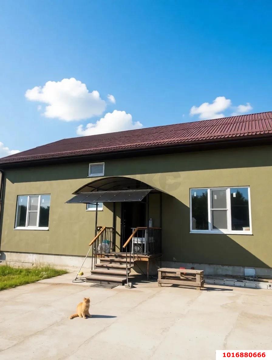 Фото №4: Дом 200 м² + 9 сот. - Абинск, пер. Мирный, 7А