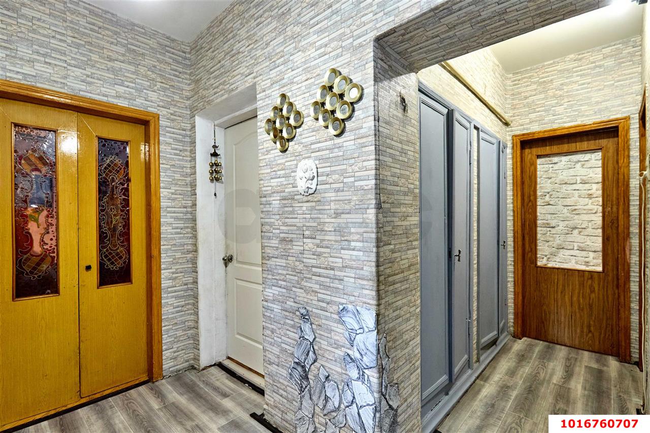 Фото №15: 3-комнатная квартира 53 м² - Краснодар, Центральный внутригородской округ, Покровка, мкр. Центральный, ул. Володарского, 8