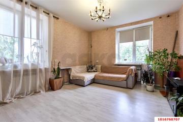 Фото №1: 3-комнатная квартира 53 м² - Краснодар, мкр. Центральный, ул. Володарского, 8