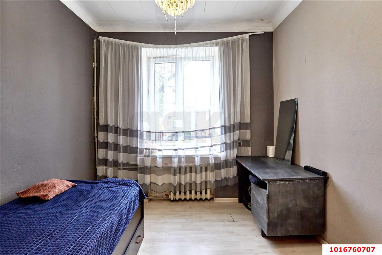 Фото №6: 3-комнатная квартира 53 м² - Краснодар, Центральный внутригородской округ, Покровка, мкр. Центральный, ул. Володарского, 8