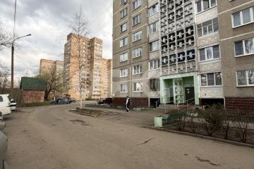 Фото №1: 2-комнатная квартира <span class="whitespace-nowrap">52 м²</span>, <span class="whitespace-nowrap">8/9 эт.</span> - Воскресенск, мкр. Цемгигант, ул. Беркино, 1к2