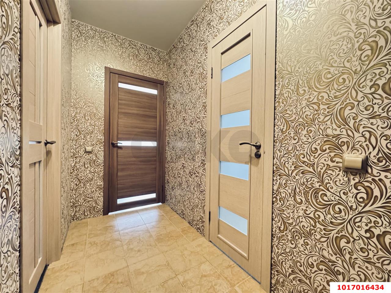 Фото №7: 1-комнатная квартира 42 м² - Краснодар, Прикубанский внутригородской округ, Завод Радиоизмерительных Приборов, жилой комплекс Времена Года 3, мкр. имени Петра Метальникова, ул. Цезаря Куникова, 24к1