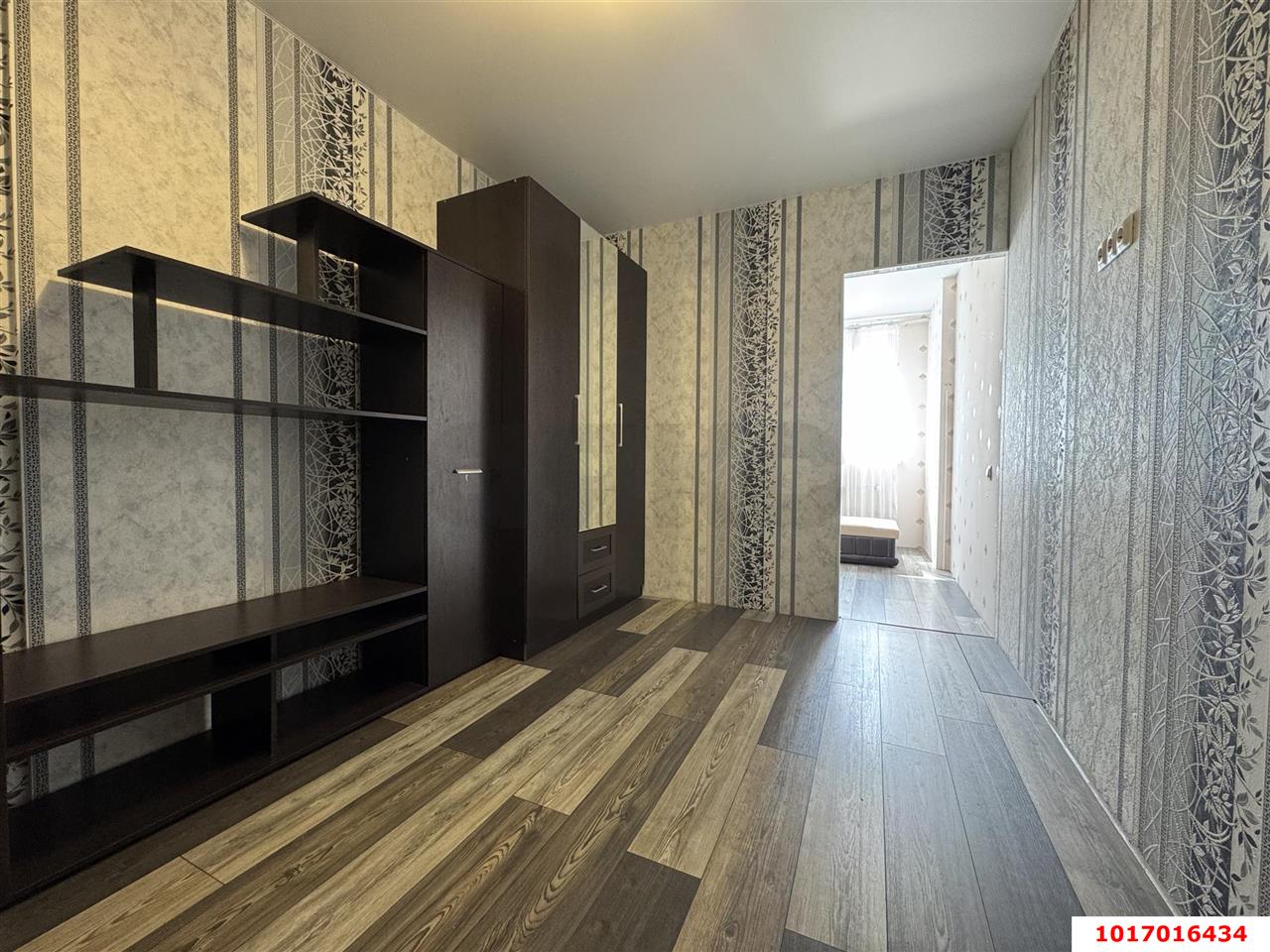 Фото №4: 1-комнатная квартира 42 м² - Краснодар, Прикубанский внутригородской округ, Завод Радиоизмерительных Приборов, жилой комплекс Времена Года 3, мкр. имени Петра Метальникова, ул. Цезаря Куникова, 24к1