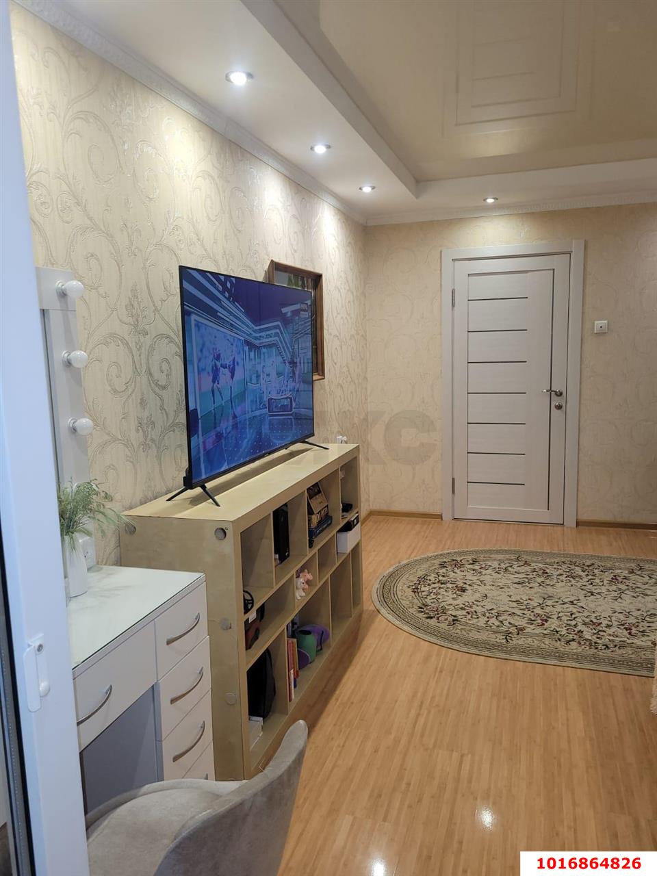 Фото №2: 3-комнатная квартира 69 м² - Краснодар, Западный внутригородской округ, мкр. Юбилейный, пр-кт Чекистов, 8