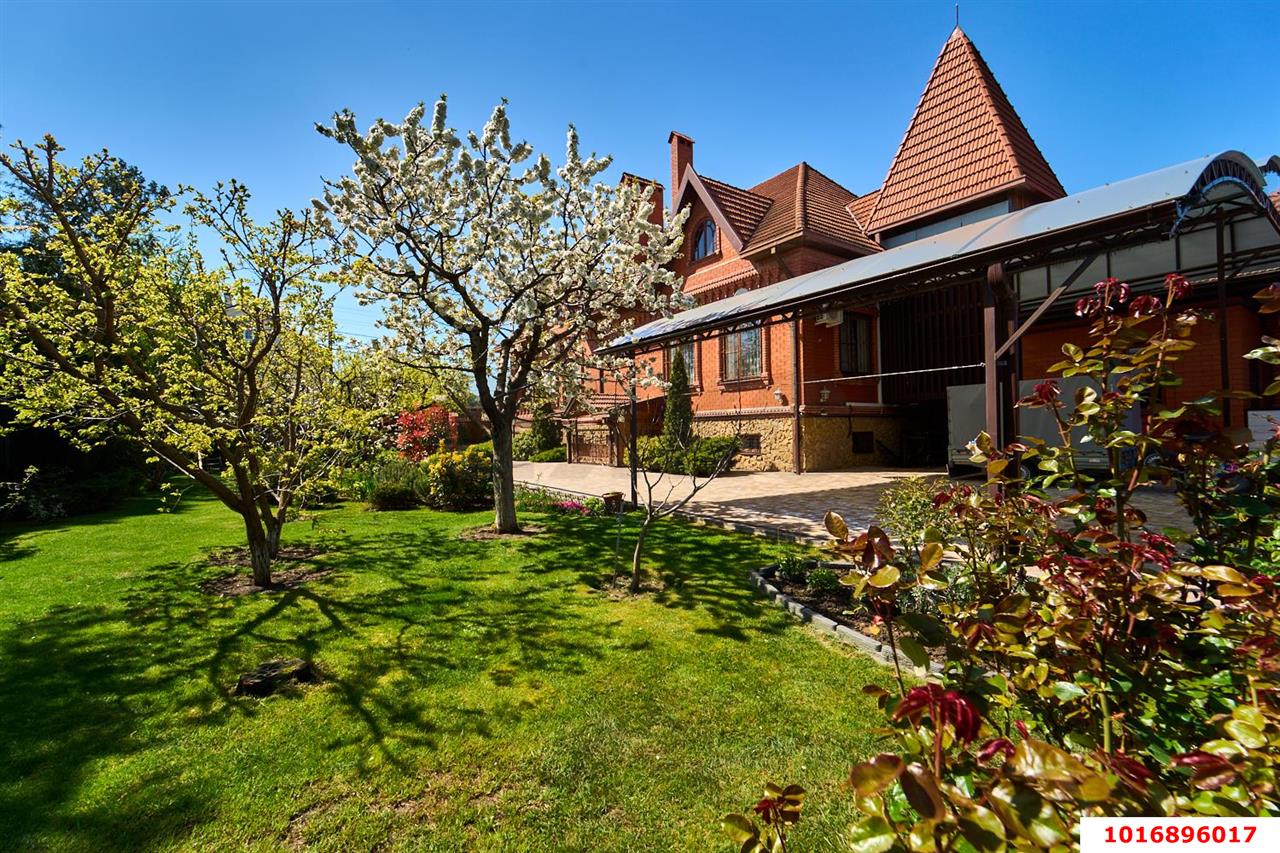 Фото №2: Дом 450 м² + 12 сот. - Краснодар, Прикубанский внутригородской округ, мкр. Новый, ул. М.Д. Скобелева