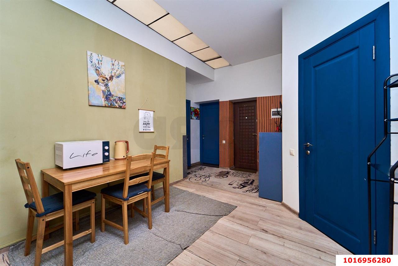 Фото №8: 4-комнатная квартира <span class="whitespace-nowrap">96 м²</span>, <span class="whitespace-nowrap">8/8 эт.</span> - Краснодар, Прикубанский внутригородской округ, мкр. Музыкальный, ул. Аксайская, 46