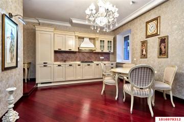 Фото №1: 2-комнатная квартира 54 м² - Краснодар, мкр. Центральный, ул. Орджоникидзе, 56