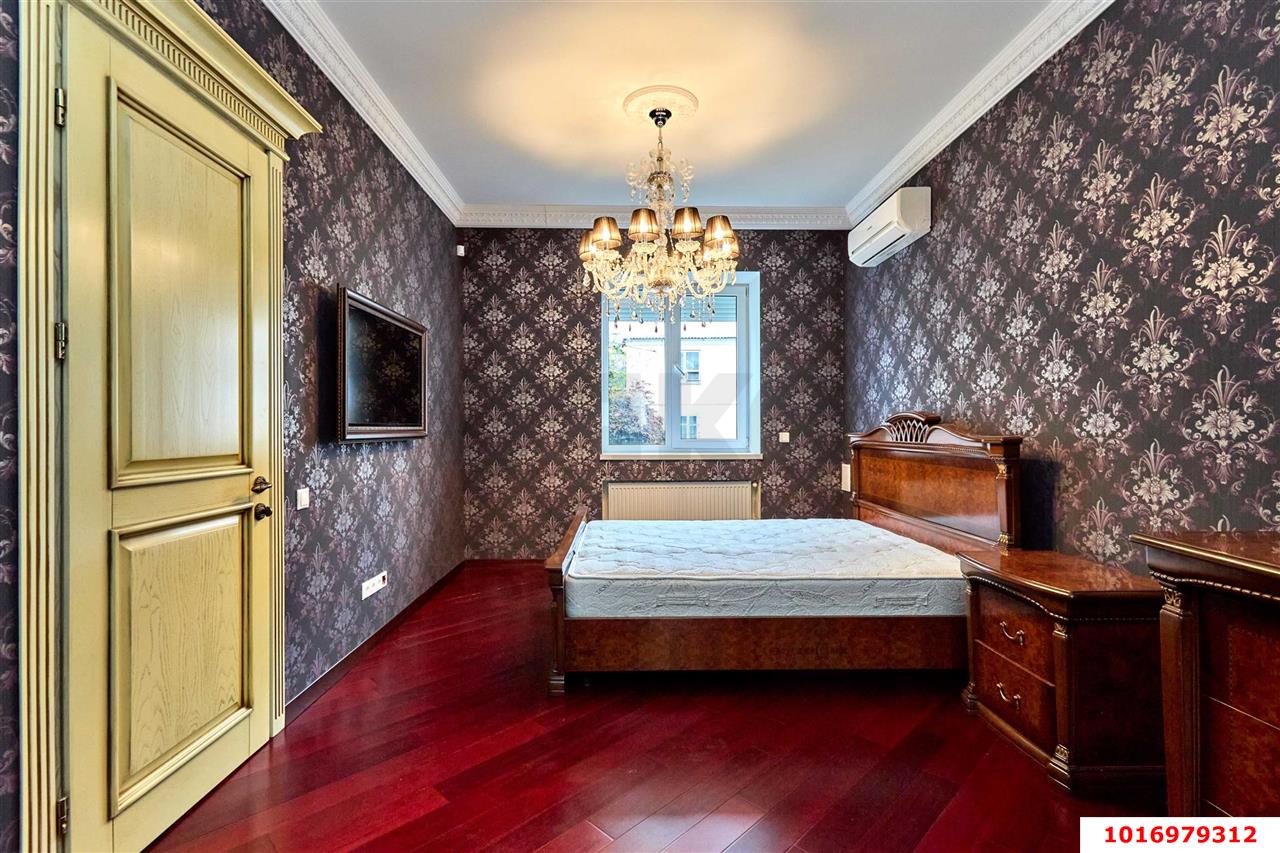 Фото №7: 2-комнатная квартира 54 м² - Краснодар, Центральный внутригородской округ, мкр. Центральный, ул. Орджоникидзе, 56