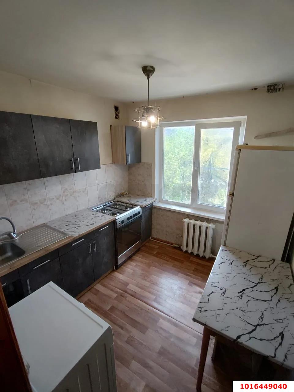 Фото №1: 2-комнатная квартира 43 м² - Краснодар, Карасунский внутригородской округ, мкр. Гидростроителей, ул. имени Игнатова, 25