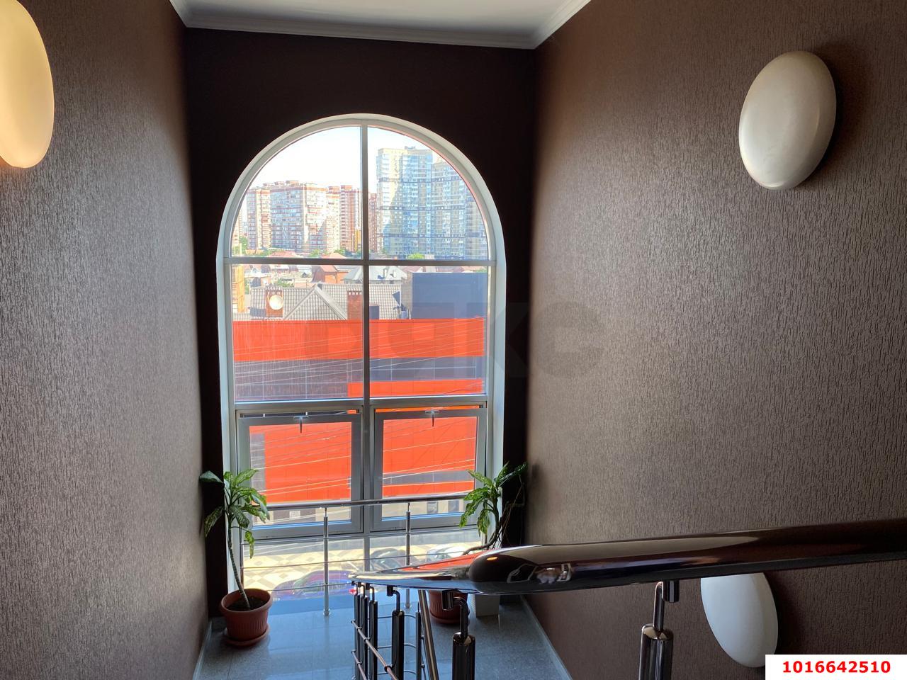 Фото №7: Студия 234 м² - Краснодар, мкр. Западный внутригородской округ, ул. Красных Партизан, 218