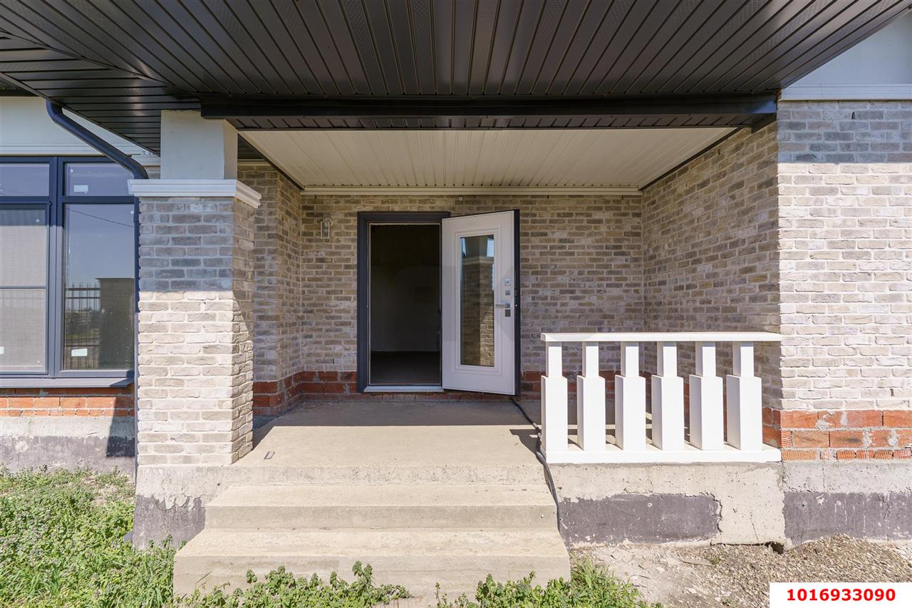 Фото №10: Дом 215 м² + 8 сот. - Краснодар, Прикубанский внутригородской округ, мкр. жилой комплекс Русский, пр-кт Римский