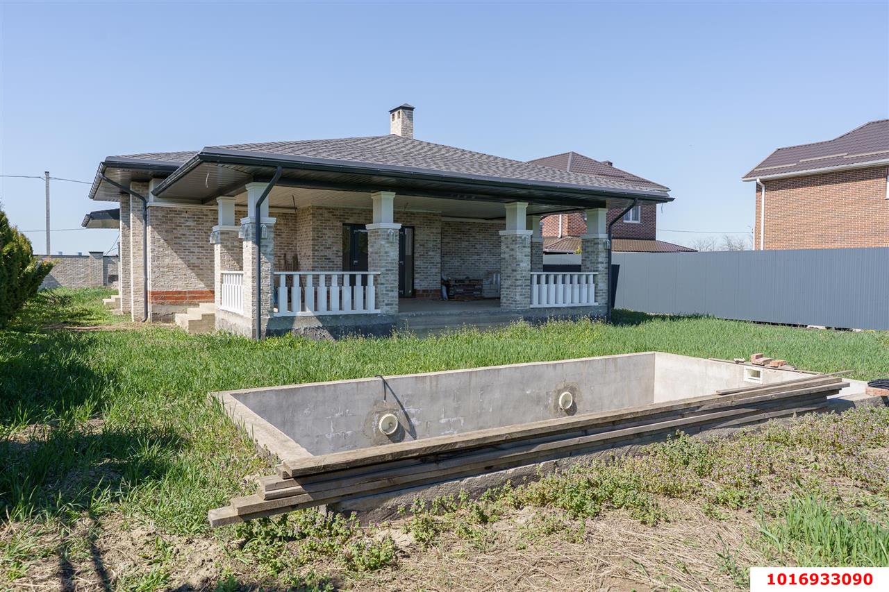 Фото №5: Дом 215 м² + 8 сот. - Краснодар, Прикубанский внутригородской округ, мкр. жилой комплекс Русский, пр-кт Римский