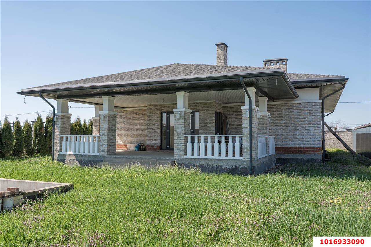 Фото №3: Дом 215 м² + 8 сот. - Краснодар, Прикубанский внутригородской округ, мкр. жилой комплекс Русский, пр-кт Римский