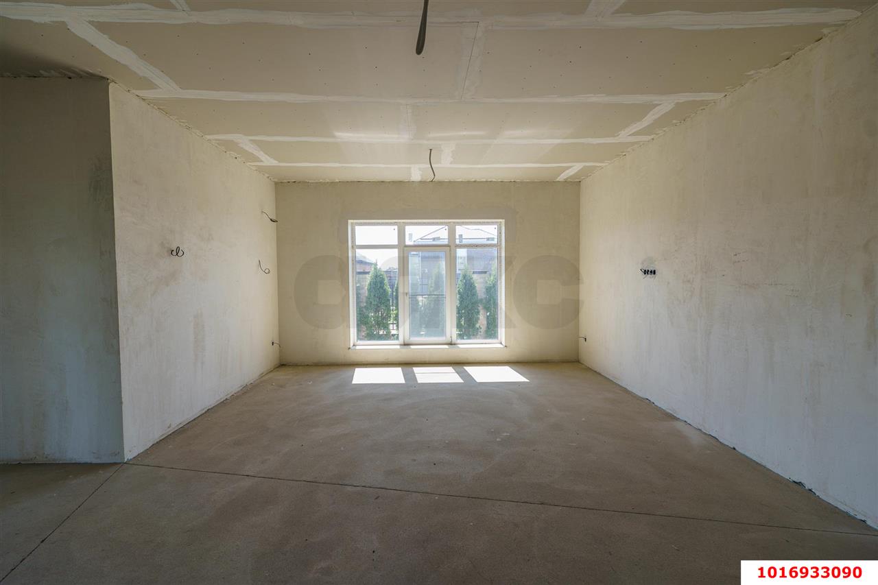 Фото №19: Дом 215 м² + 8 сот. - Краснодар, Прикубанский внутригородской округ, мкр. жилой комплекс Русский, пр-кт Римский