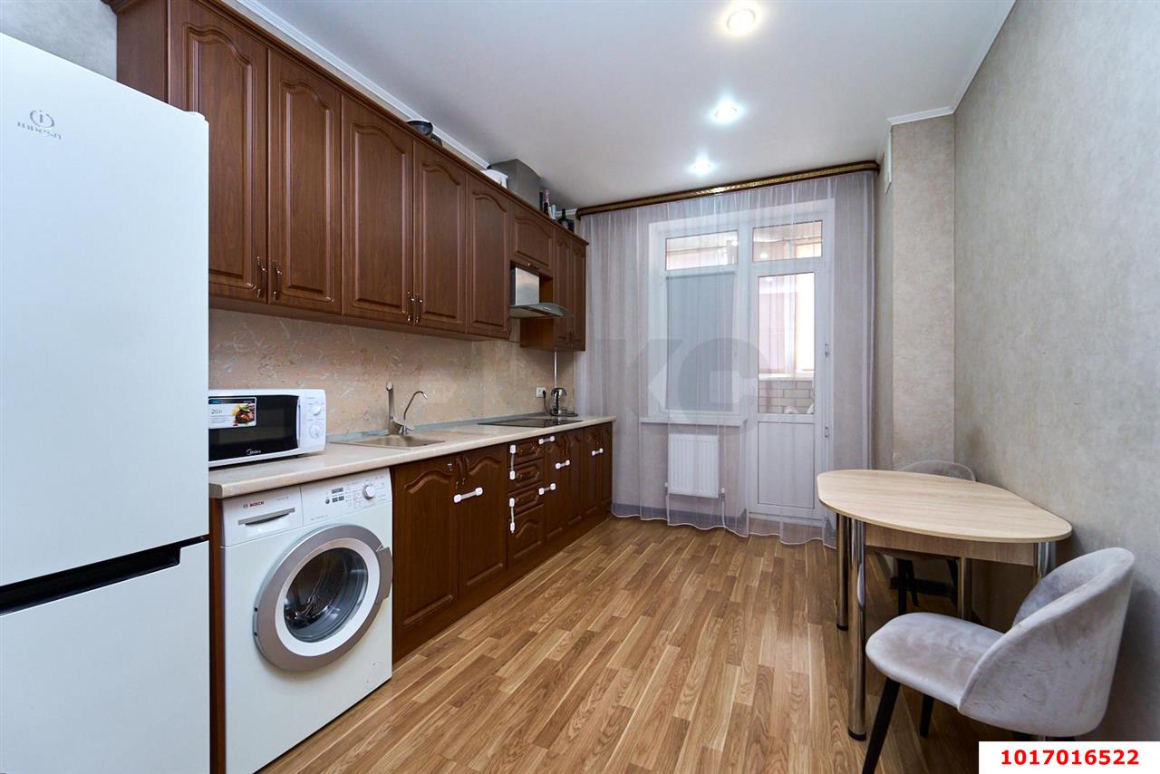 Фото №2: 1-комнатная квартира 40 м² - Краснодар, ЖК Новые Черёмушки, жилой комплекс Новые Черёмушки, Карасунский внутригородской округ, Центральный внутригородской округ, мкр. Черёмушки, ул. Селезнёва, 4/4