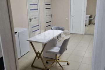 Фото №1: Коммерция 54 м² - Майкоп, мкр. Центр, ул. Советская